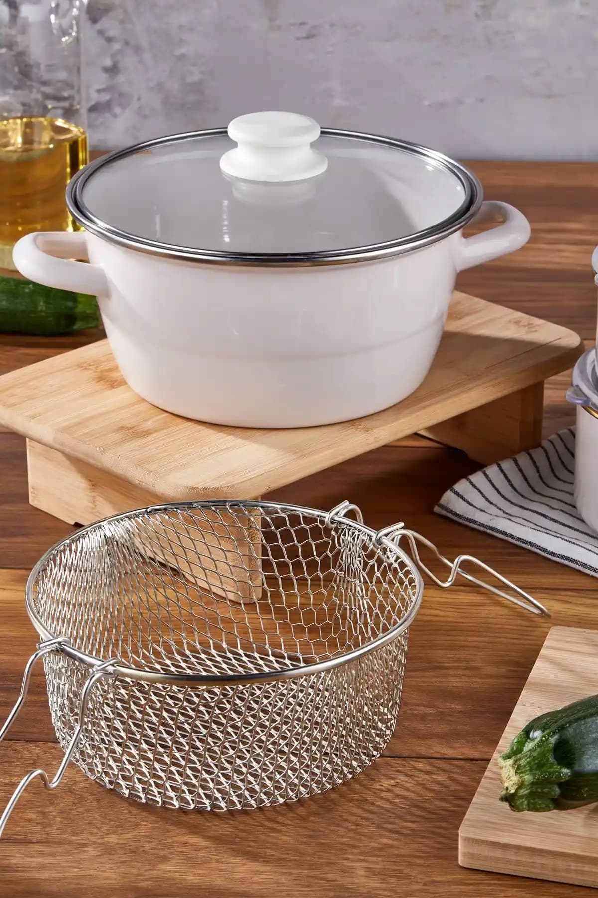 Bonera 22cm Krem Emaye İndüksiyonlu Kızartma Tenceresi Detaylı İnceleme ve Kullanım Özellikleri