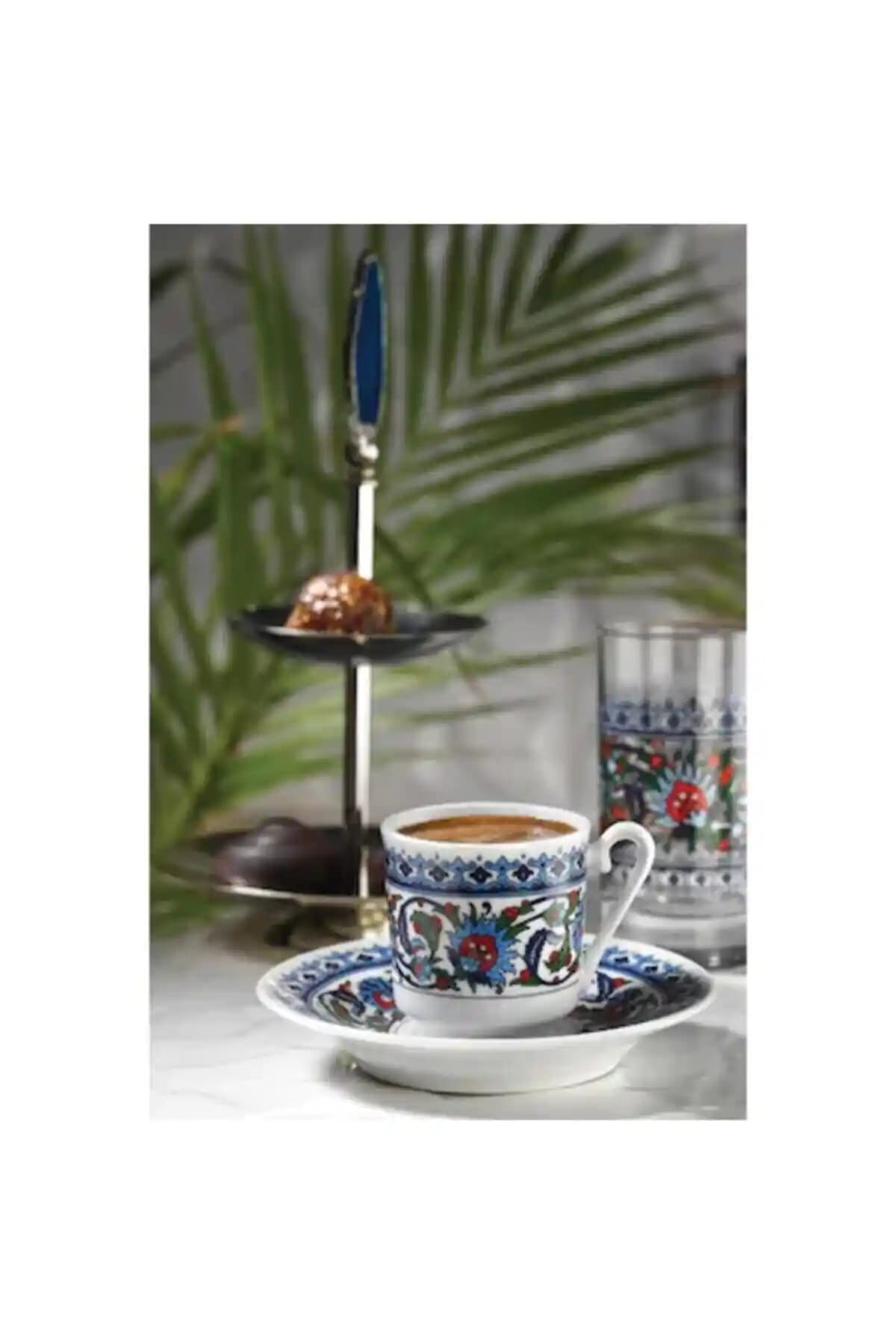 Kütahya Porselen Topkapı Çini Desenli 6 Kişilik Kahve Fincan Takımı Özellikleri