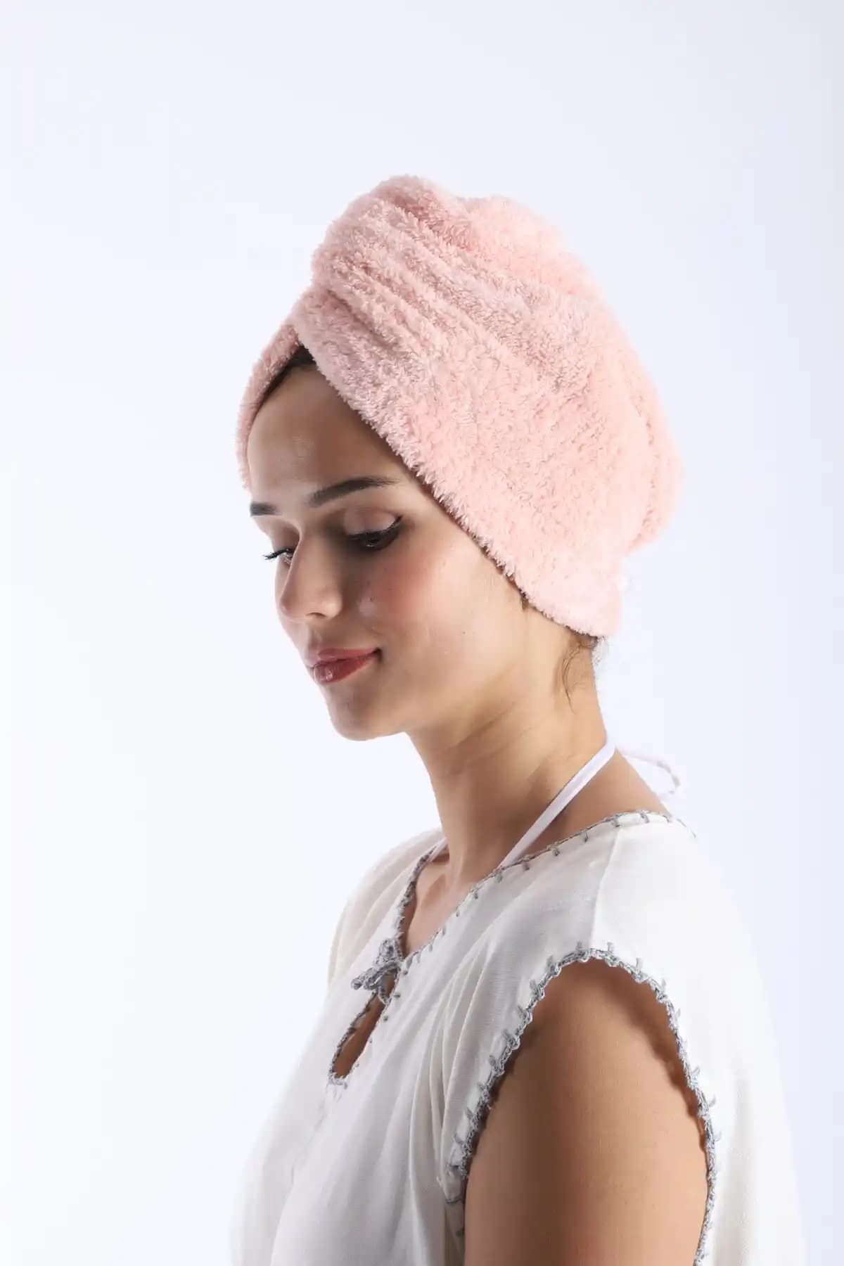 My-o Saç Kurulama Bonesi: Hızlı Kuruma ve Şıklık Sunan Modern Saç Bakım Ürünü