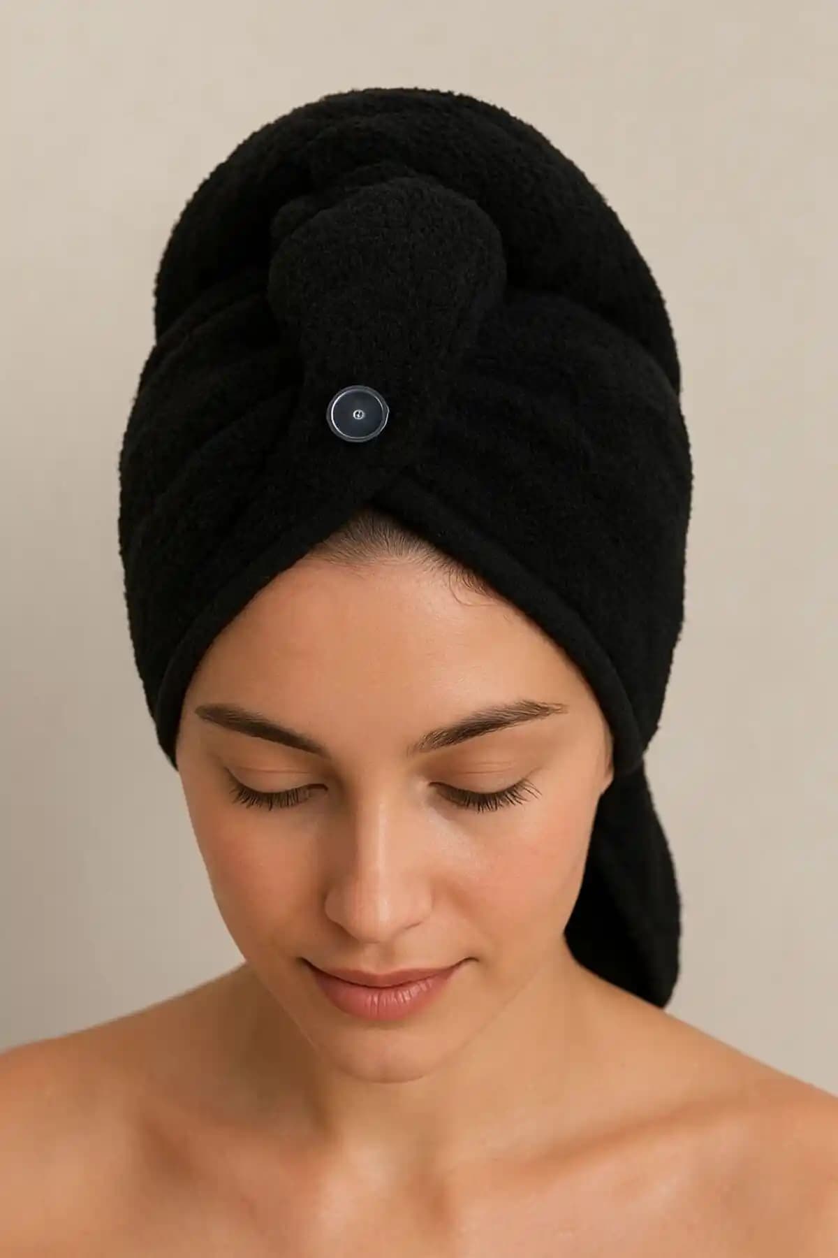 Pamuku Saç Havlusu: Doğal ve Şık Tasarımıyla Saç Kurutma Deneyiminizi Geliştirin