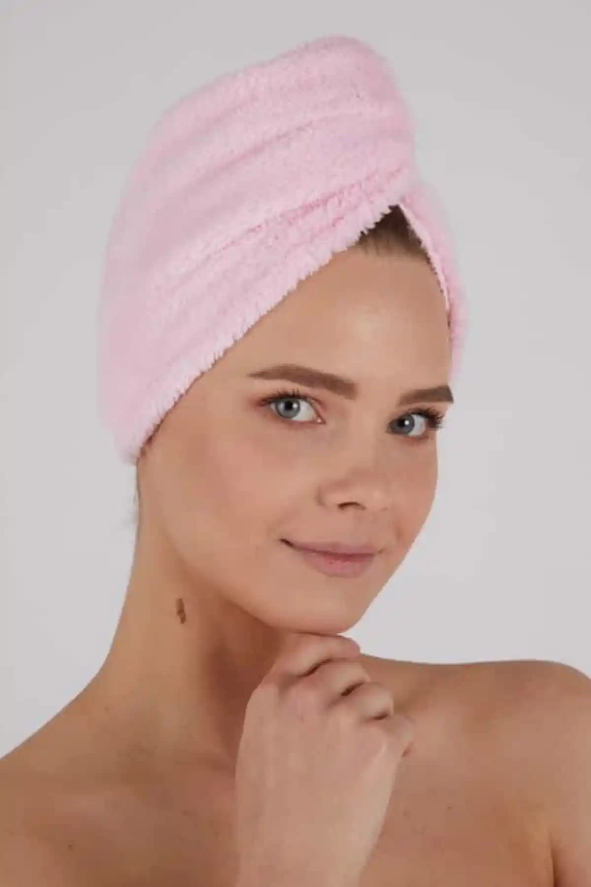 Sebura Kalın Wellsoft Saç Havlusu Yüksek Emiş Gücü ve Pratik Kullanım Özellikleri