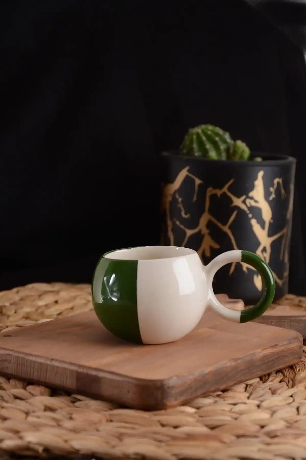 Veraev El Yapımı Seramik Kupa Fincanları Modern Tasarım ve Kullanım Kolaylığıyla Öne Çıkıyor