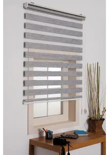 Brillant Bambu Zebra Gri ve Donatti Bambu Zebra Siyah Perdelerin Detaylı Karşılaştırması