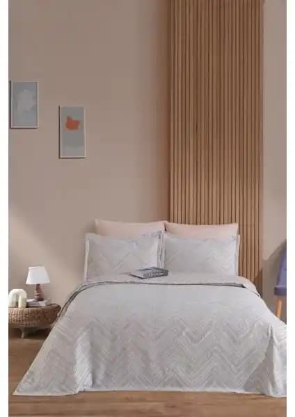 Elart Petra ve Karaca Home Viona Çift Kişilik Yatak Örtüsü Setleri Karşılaştırması