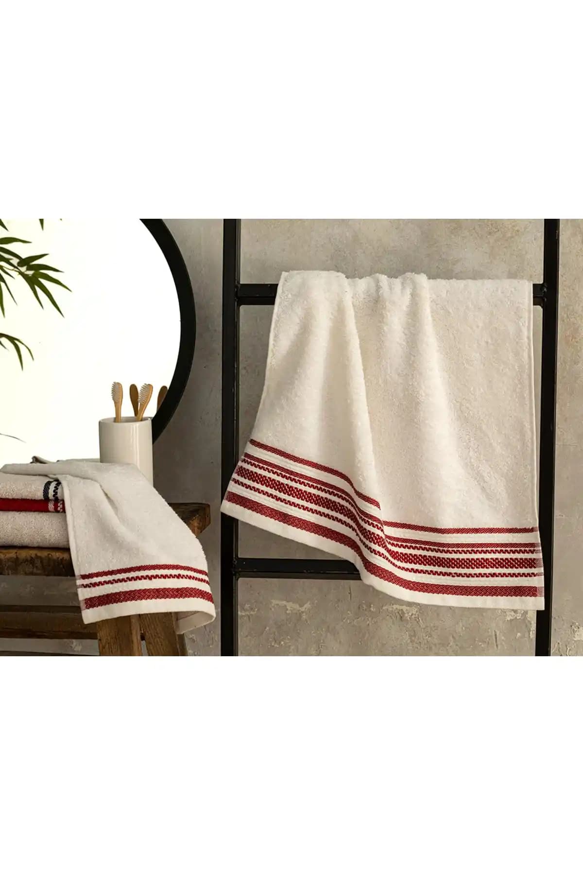 English Home Polka Dot Pamuklu Yüz Havlusu 50x70 cm Ekru - Şık ve Fonksiyonel