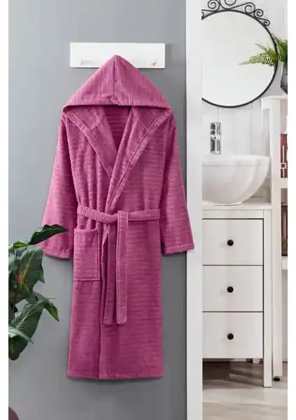 Formeya Pamuklu Kapüşonlu Unisex Bornoz: Konforlu, Şık ve Pratik Tasarım