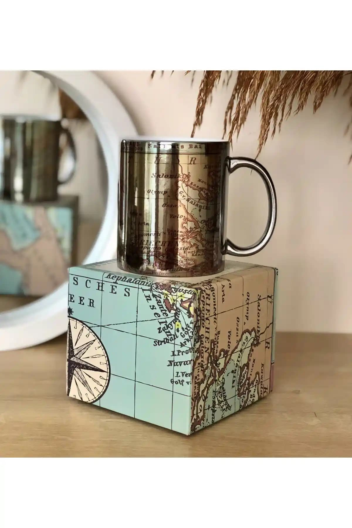 Gift Moda Özel Kutulu Our Adventure Tasarımlı Gümüş Kupa - Şık ve Anlamlı Hediye Seçeneği