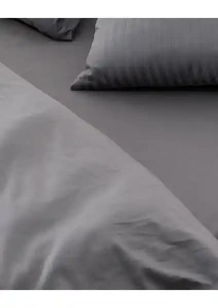 Madame Coco Adrien Çift Kişilik Çizgili Koyu Gri Pamuklu Nevresim Takımı