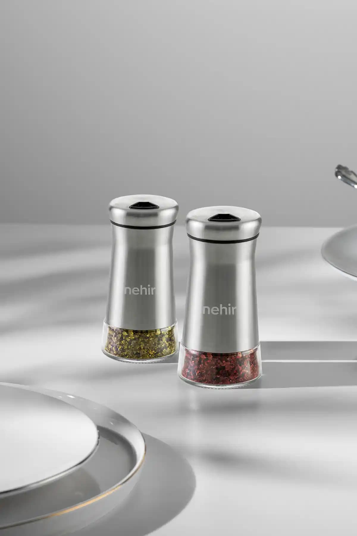 Nehir İdil 2'li Cam Silindir Tuzluk ve Biberlik Takımı - Dayanıklı ve Şık Tasarım