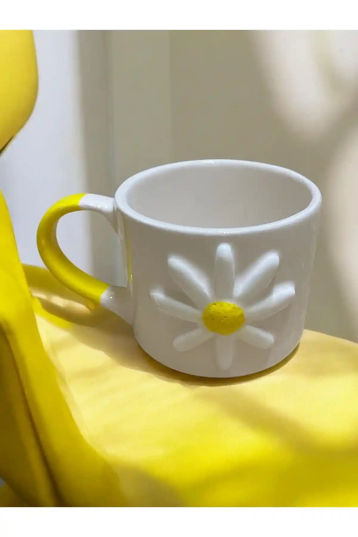 SeraCEY Kabartma Papatya Desenli El Yapımı Seramik Kupa 230 ml Dayanıklı Tasarım