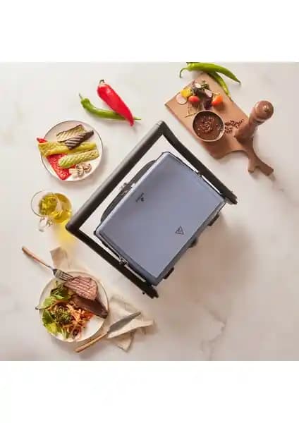 Karaca Gastro Grill Glass Premium 2400W Tost ve Izgara Makinesi İncelemesi