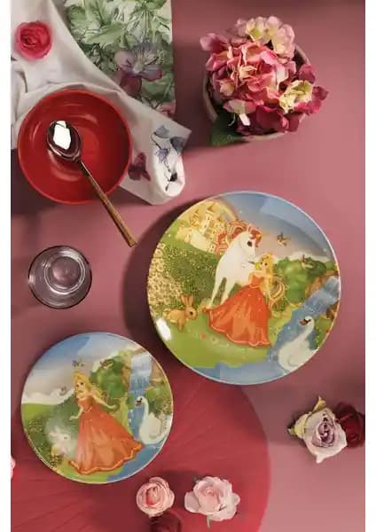 Kütahya Porselen 3 Parça Çocuk Yemek Seti Renkli ve Dayanıklı Tasarımıyla Öne Çıkar