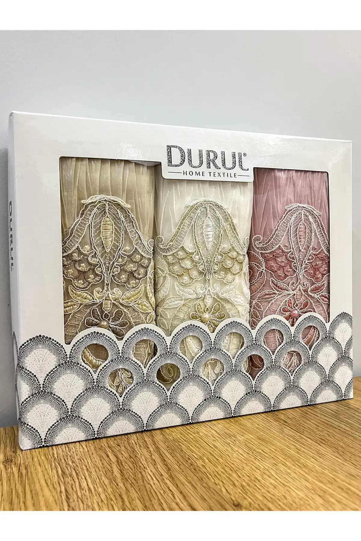 AYHANHOME 3'lü Fransız Güpür İşlemeli Kadife El ve Yüz Havlusu Seti