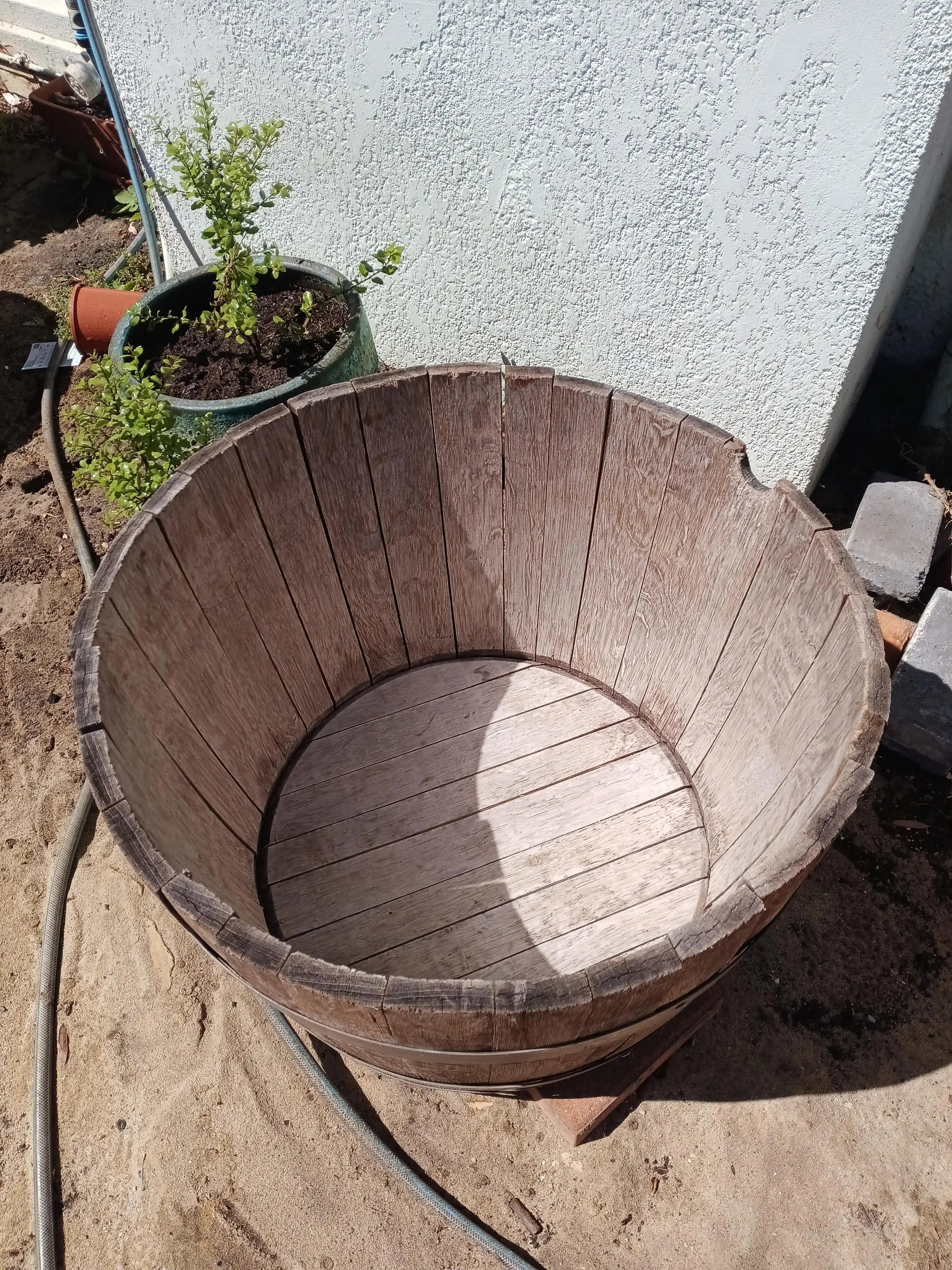 Bahçe Saksısı Olarak Yarım Varilin Korunması ve İşlenmesi Yöntemleri