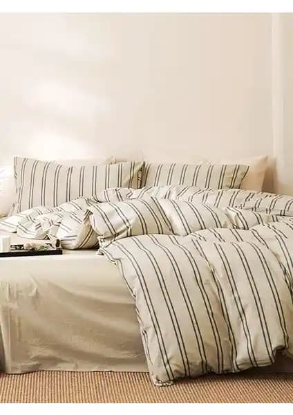 Caqqa Naturel Pamuk ve My Story Saten Gül Kurusu Nevresim Takımı Karşılaştırması