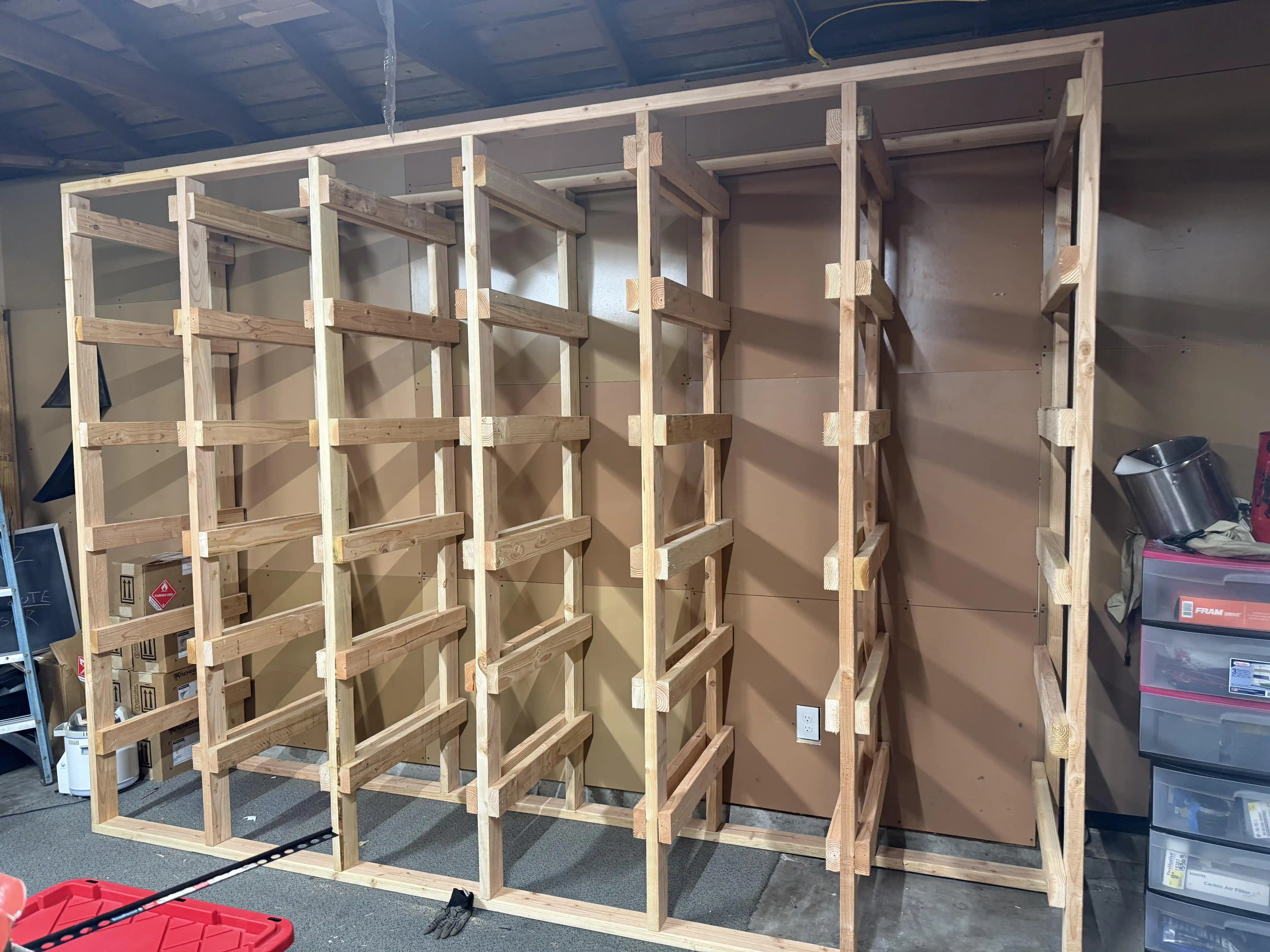 Costco Tote Kutuları İçin Raflarda Yapısal Destek Yöntemleri ve Dayanıklılık Artırma Teknikleri