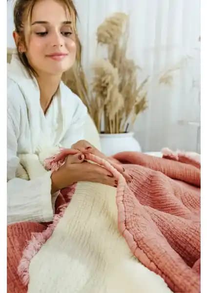 Destiny Hometex 6 Kat Müslin Yorgan Karşılaştırması: Çift ve Tek Kişilik Modellerin Özellikleri ve Kullanıcı Yorumları