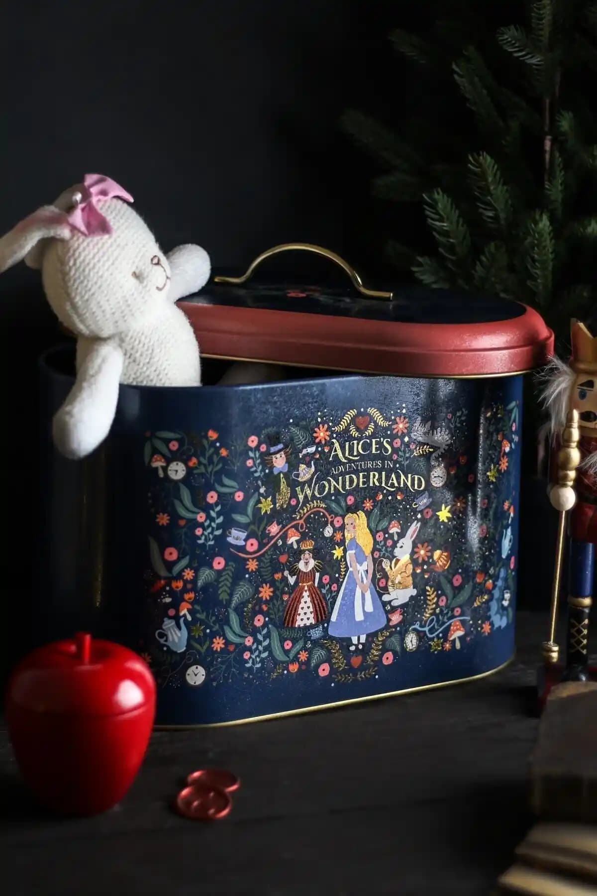 Evle Metal Oval Ekmeklik Modern ve Dayanıklı Tasarımıyla Mutfaklara Şıklık Katar