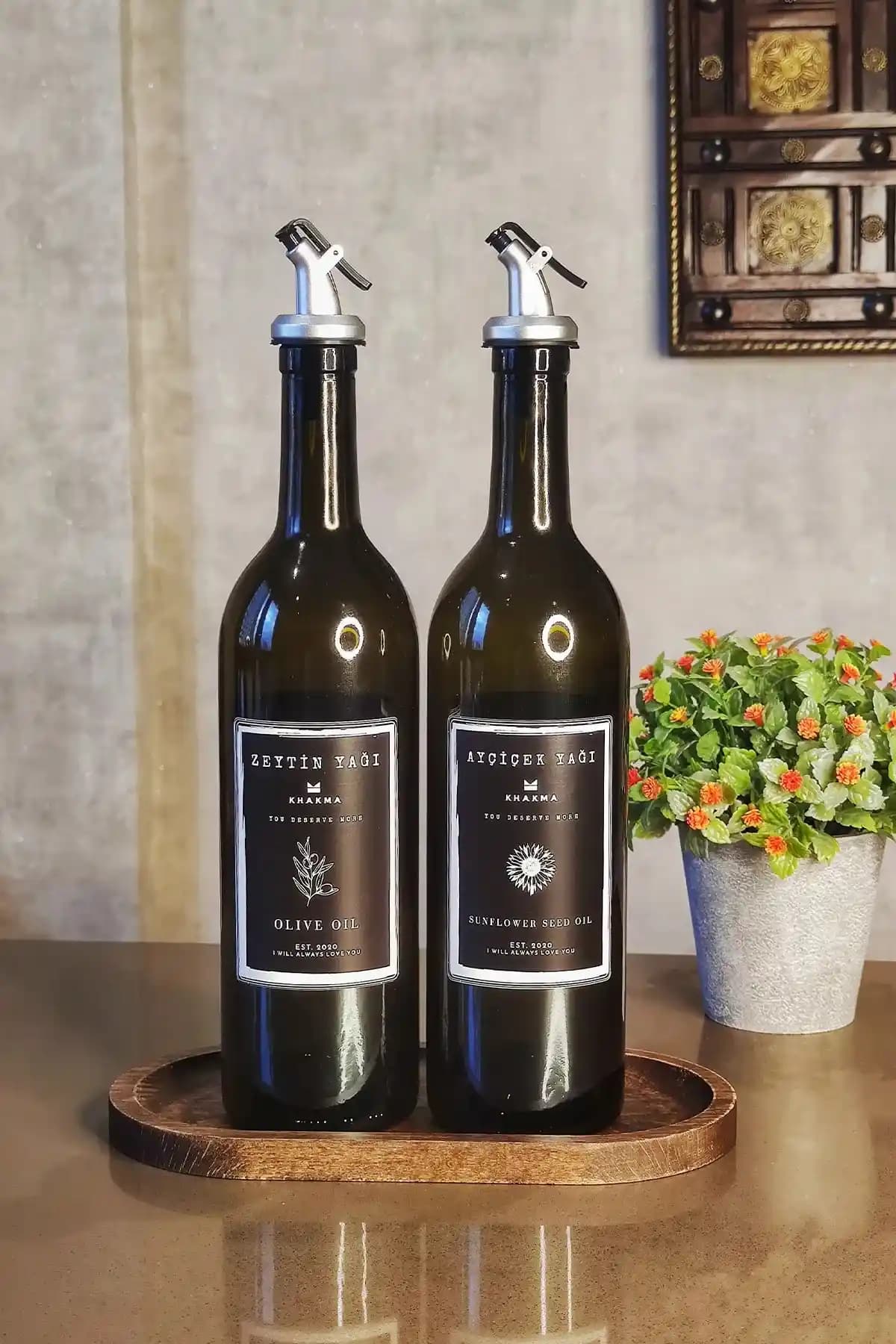 KHAKMA Ahşap Stantlı Amber 2'li 750 ml Zeytinyağı ve Sıvıyağ Şişesi Ürün İncelemesi