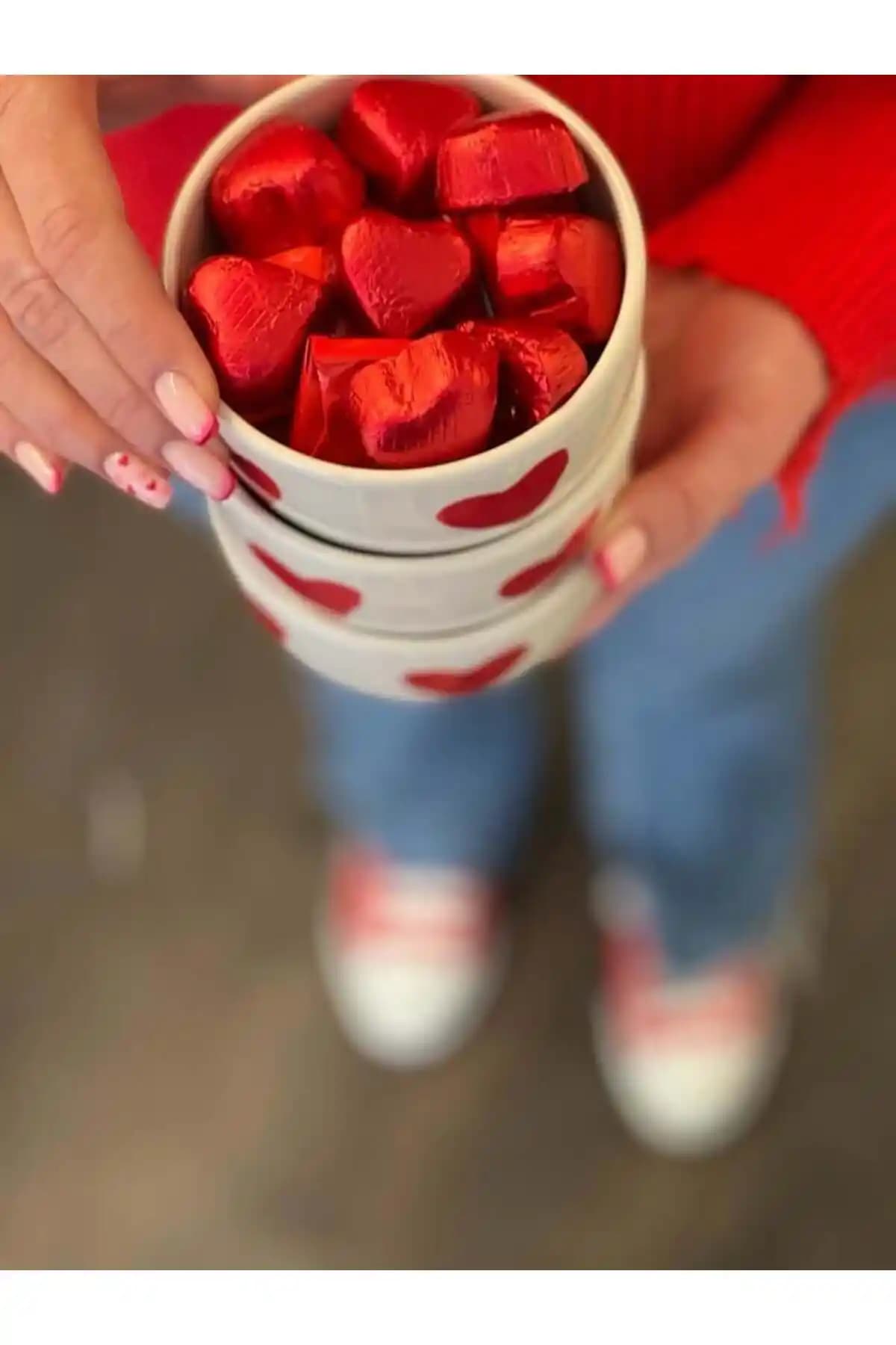 MeGgDecor 4 Adet Kalpli Çerezlik Kase Seti Şık ve Fonksiyonel Dekorasyon Unsuru