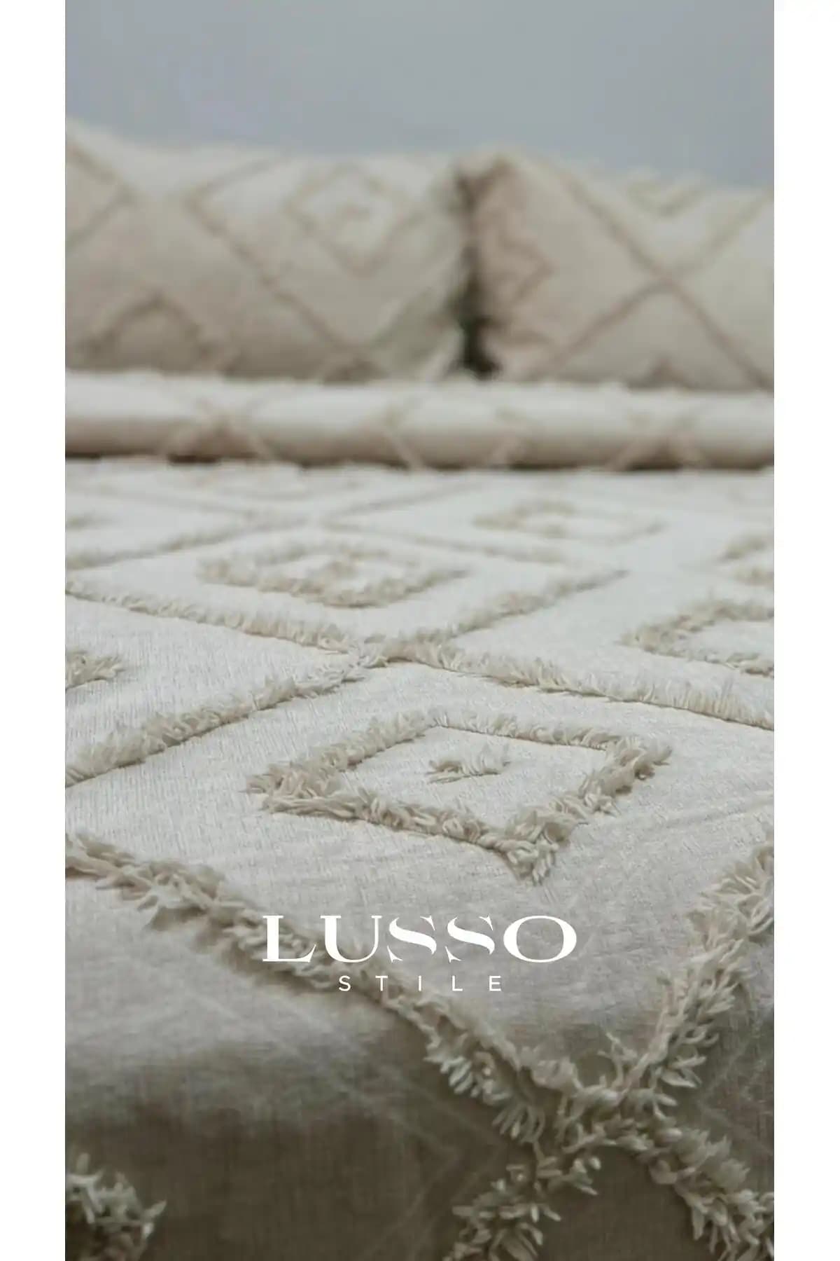 Modern ve Şık Çift Kişilik Cappuccino Yatak Örtüsü Estetik ve Dayanıklı Tasarım