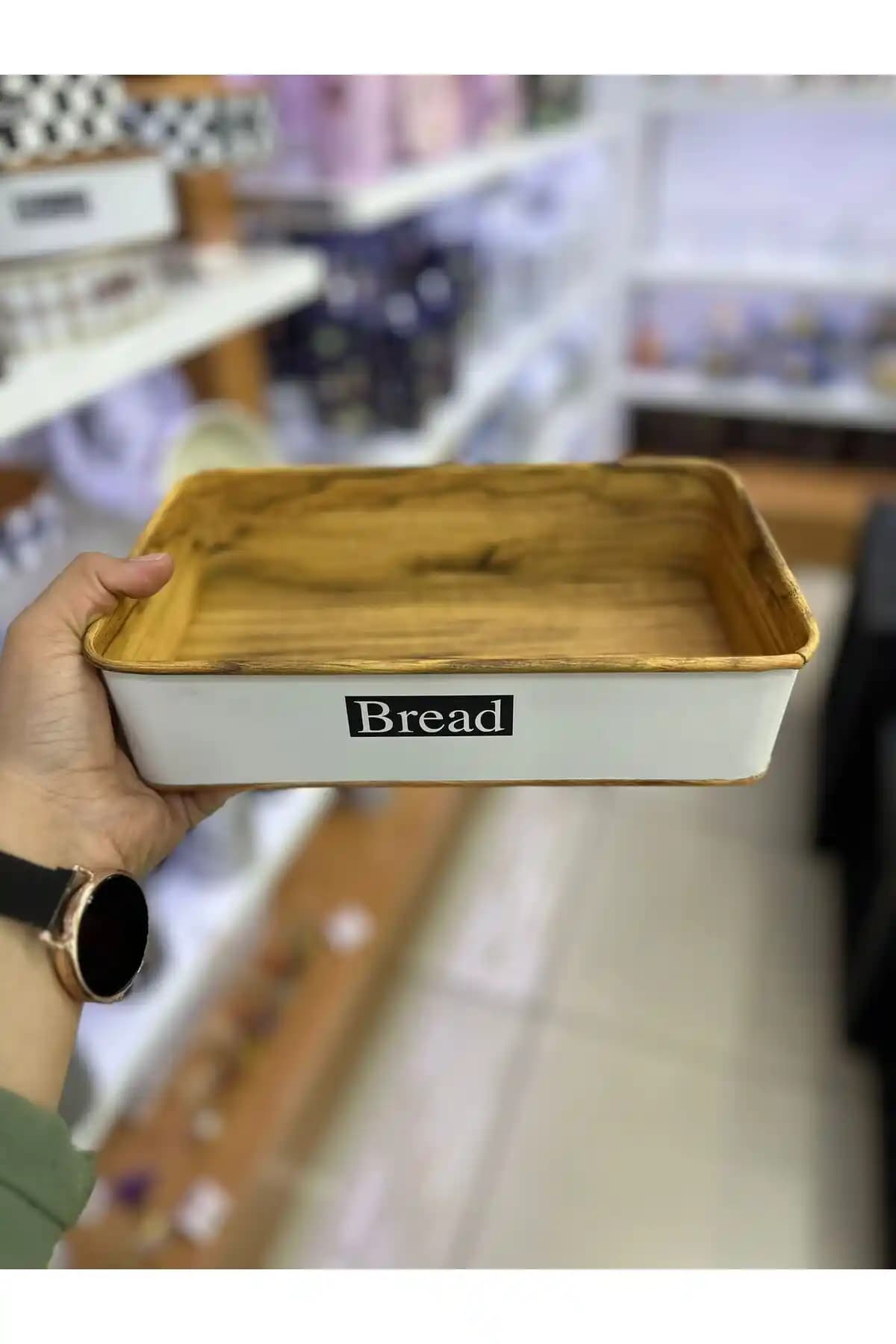 Modern ve Şık Kare Ekmek Sepeti Sunum Aksesuarı Mutfak Dekorasyonuna Estetik Katıyor