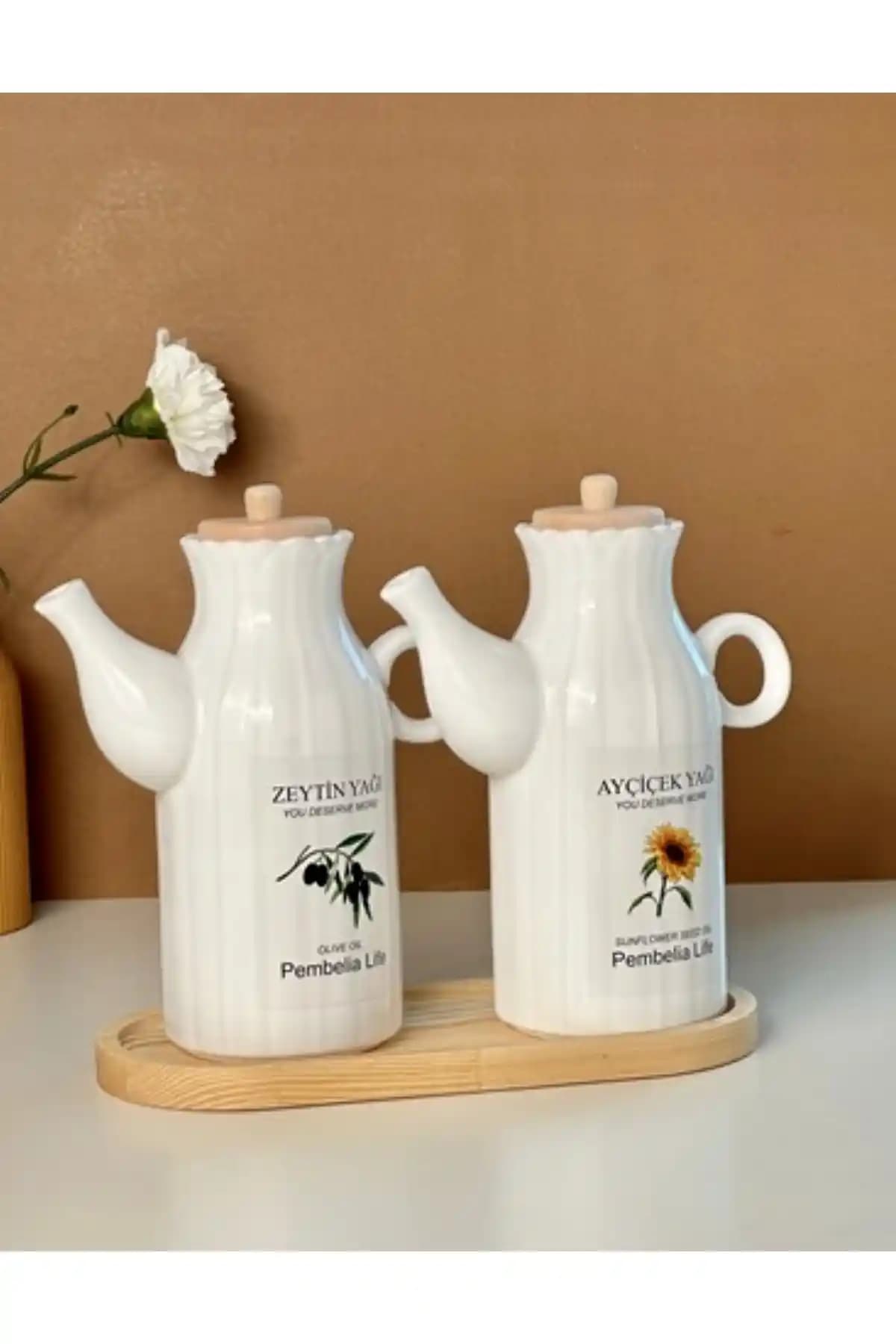 Pembelia Life 2 Adet 1 Lt Porselen Yağdanlık ve Bambu Altlık Seti Mutfak Dekorasyonunda Zarif Bir Dokunuş