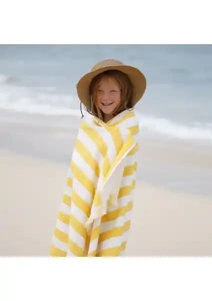 Plaj Havlusu Karşılaştırması: Green Petition ve Madame Coco Ürünlerinin Özellikleri ve Kullanıcı Yorumları