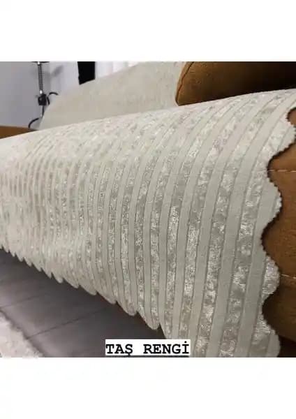 Kadife ve Kaymaz Koltuk Örtüleri Karşılaştırması: Seçim Rehberi 2024