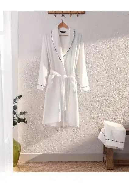 Madame Coco Unisex Bornoz Setleri Karşılaştırması: Pamuk ve Kimono Tasarımları Hakkında Bilgiler