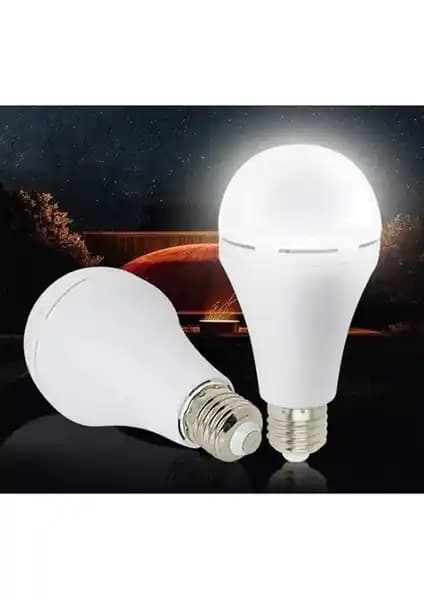 Elektriksiz 8 Saat Yanar LED Ampul: Güçlü ve Güvenilir Acil Aydınlatma Çözümü