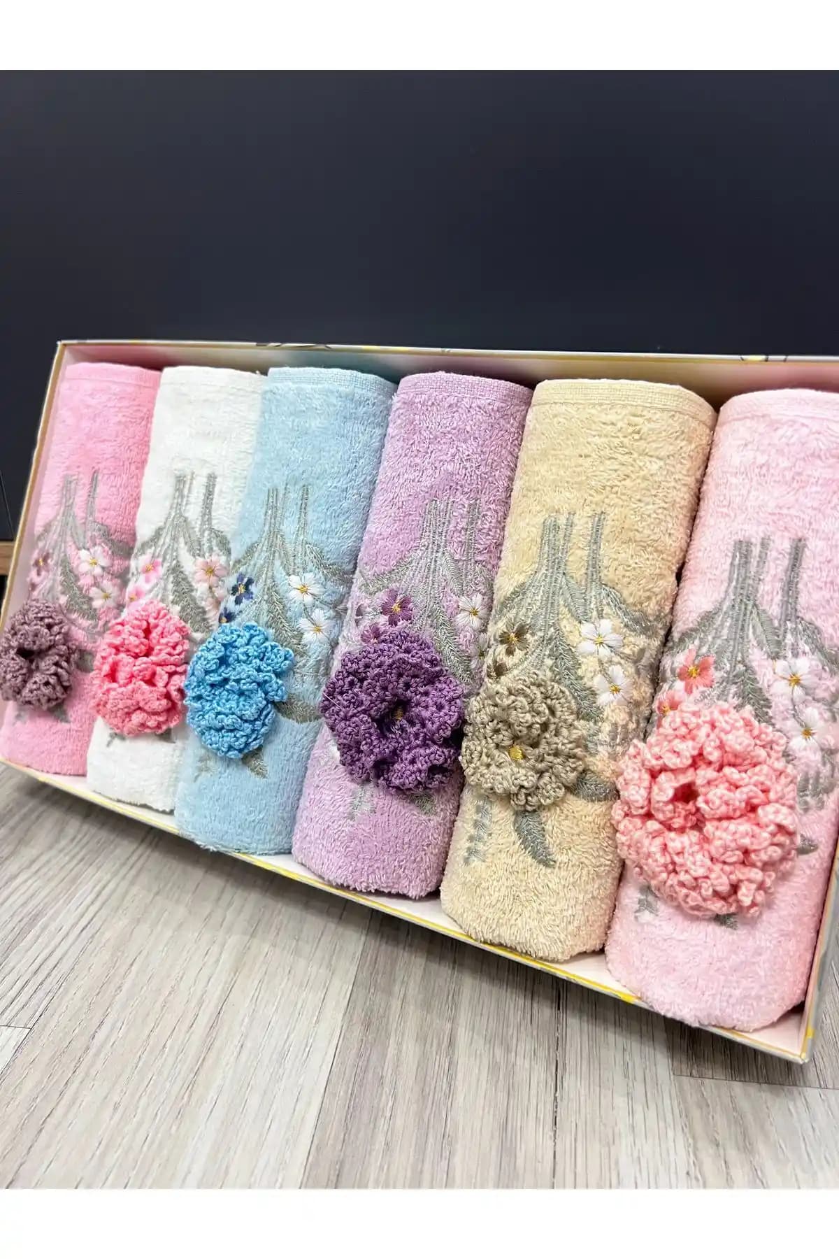 AYHANHOME 3D Nakışlı Kadife Mutfak Havlu Seti 6'lı şık ve yüksek emicilik sağlayan ürün