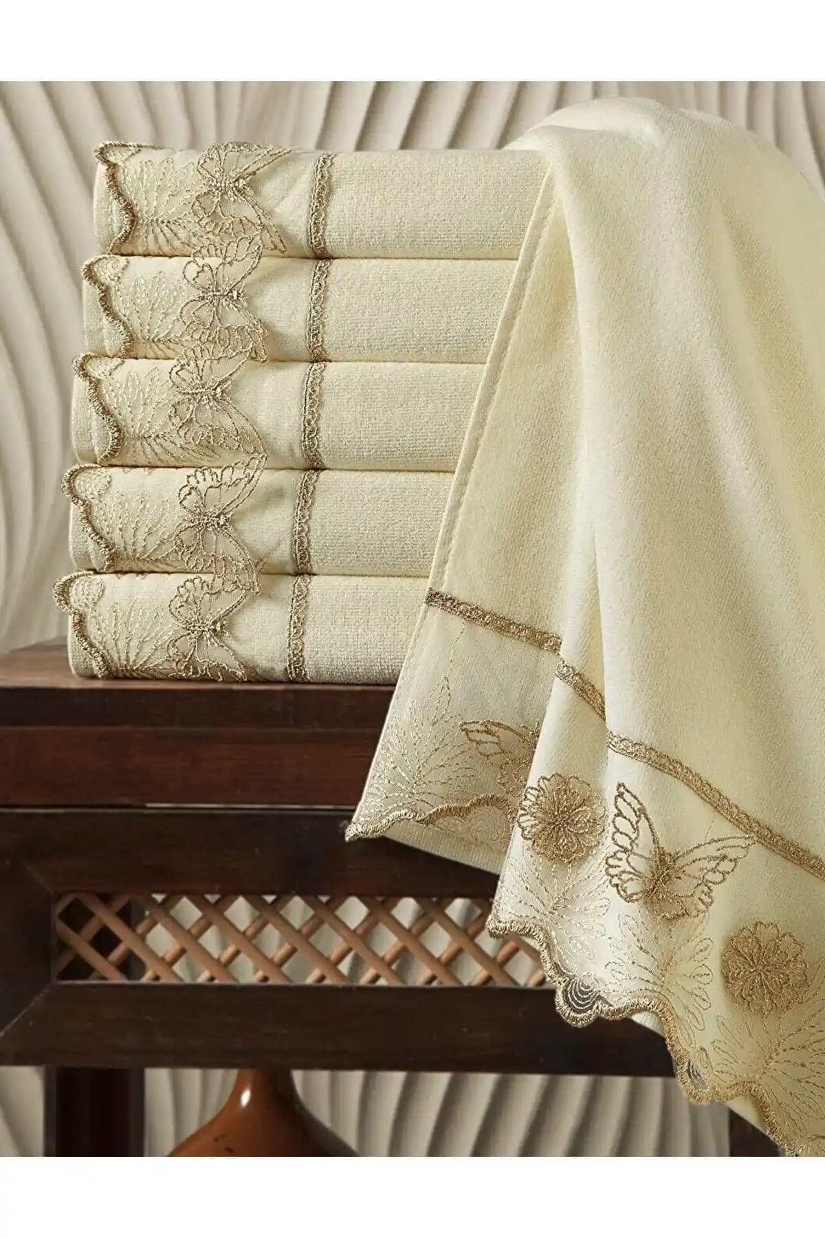 AYHANHOME Kelebek Güpürlü 3'lü Pamuk Yüz Havlu Seti Şıklık ve Konfor Sunar