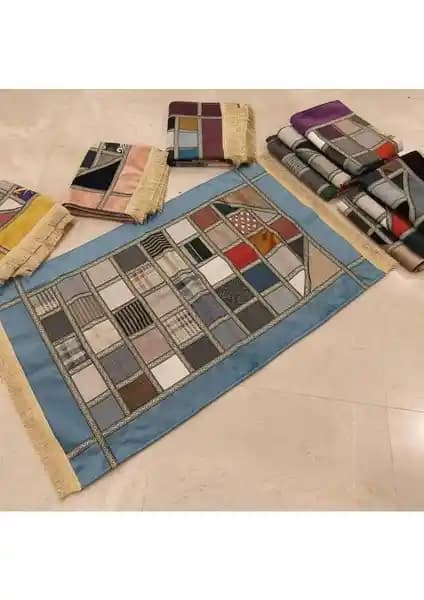 Ayhanhome Kırkyama Patchwork Astarlı Kadife Seccade: Estetik ve Kullanışlı Tasarım