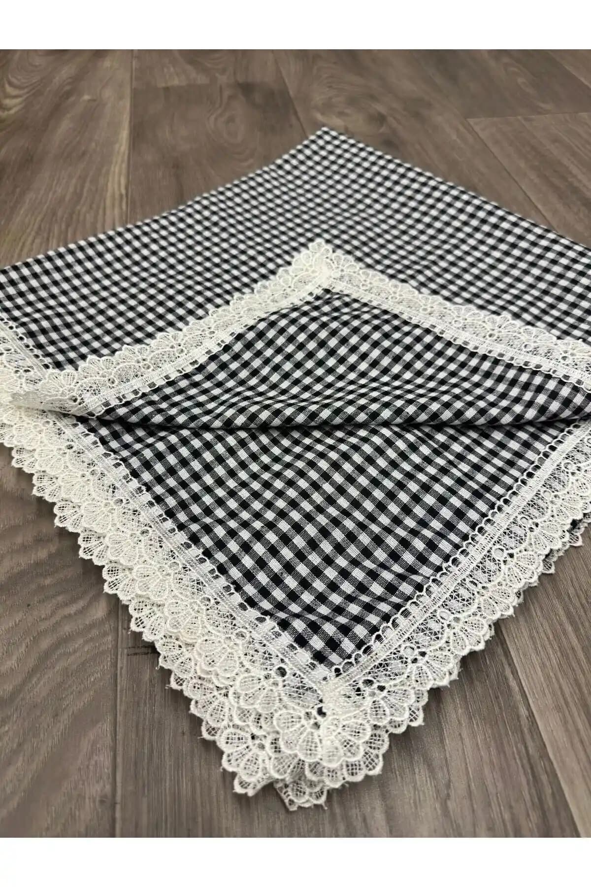Dantelux Pitikare Fistolu 170x170 Şık ve Dayanıklı Masa Örtüsü, Modern Dekorasyon İçin Uygun