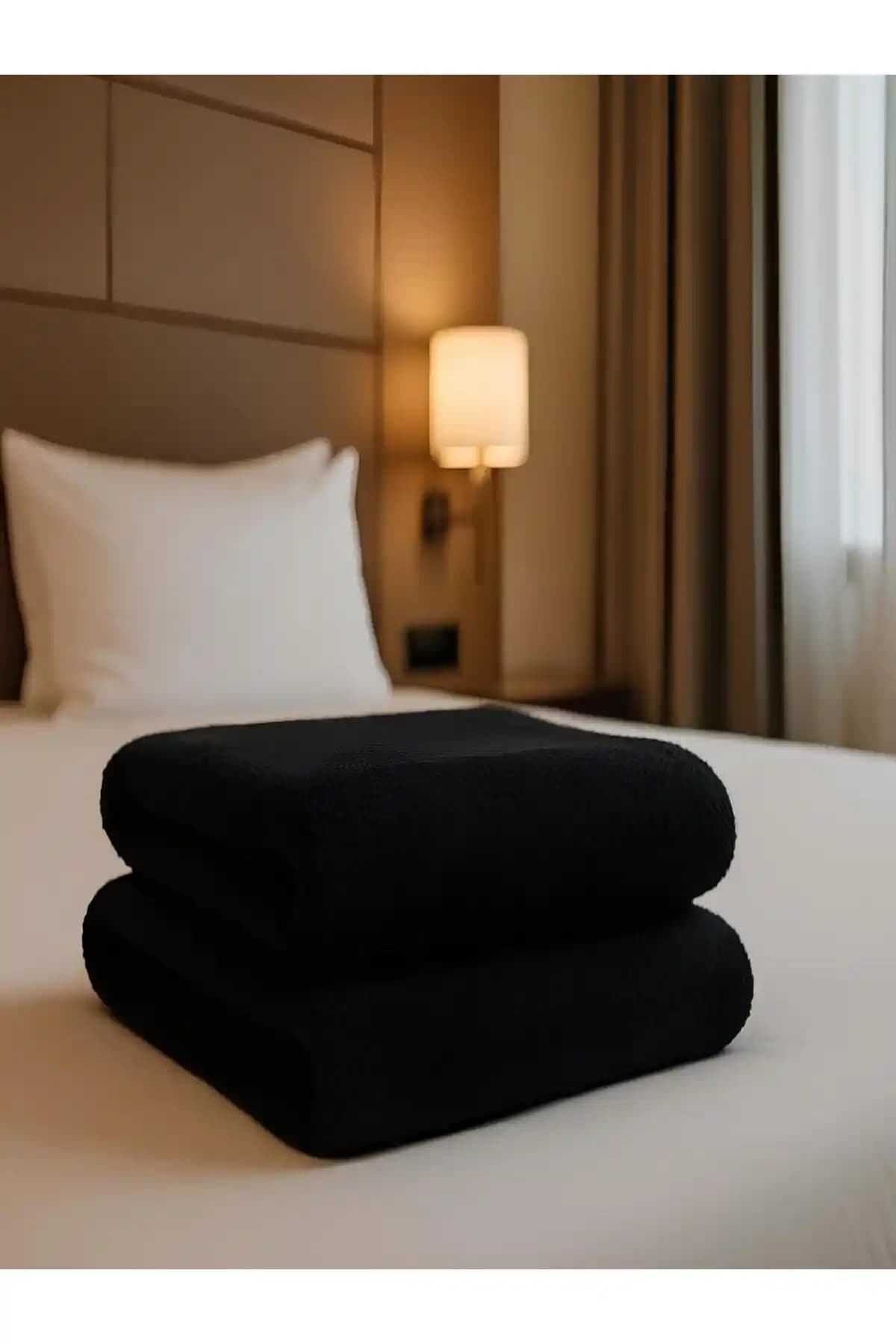 Elaganya Siyah 2'li Spor Fitness Havlusu: Şık ve Fonksiyonel Kullanım İçin Uygun