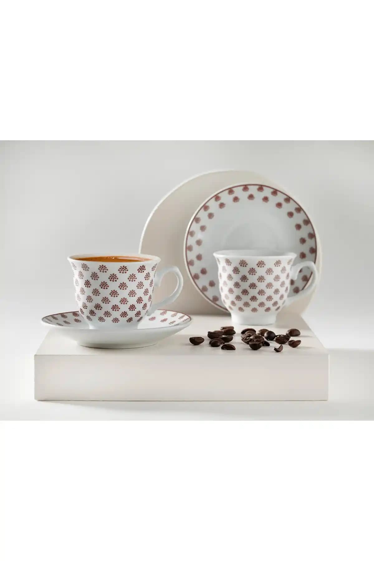 English Home Mindy Porselen Kahve Fincan Takımı 4 Parça 2 Kişilik Şık ve Dayanıklı Tasarım