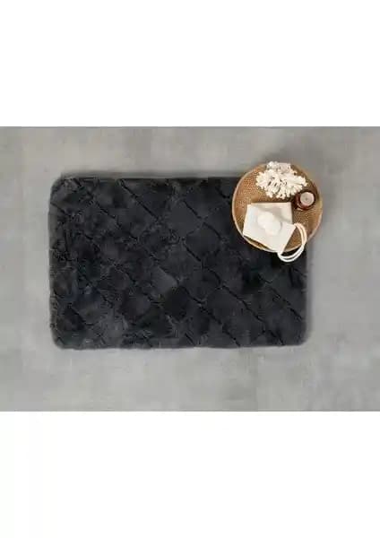 English Home Soft Touch Rabbit Peluş Banyo Paspası: Şık ve Konforlu Banyo Dekorasyonu İçin Ideal Çözüm