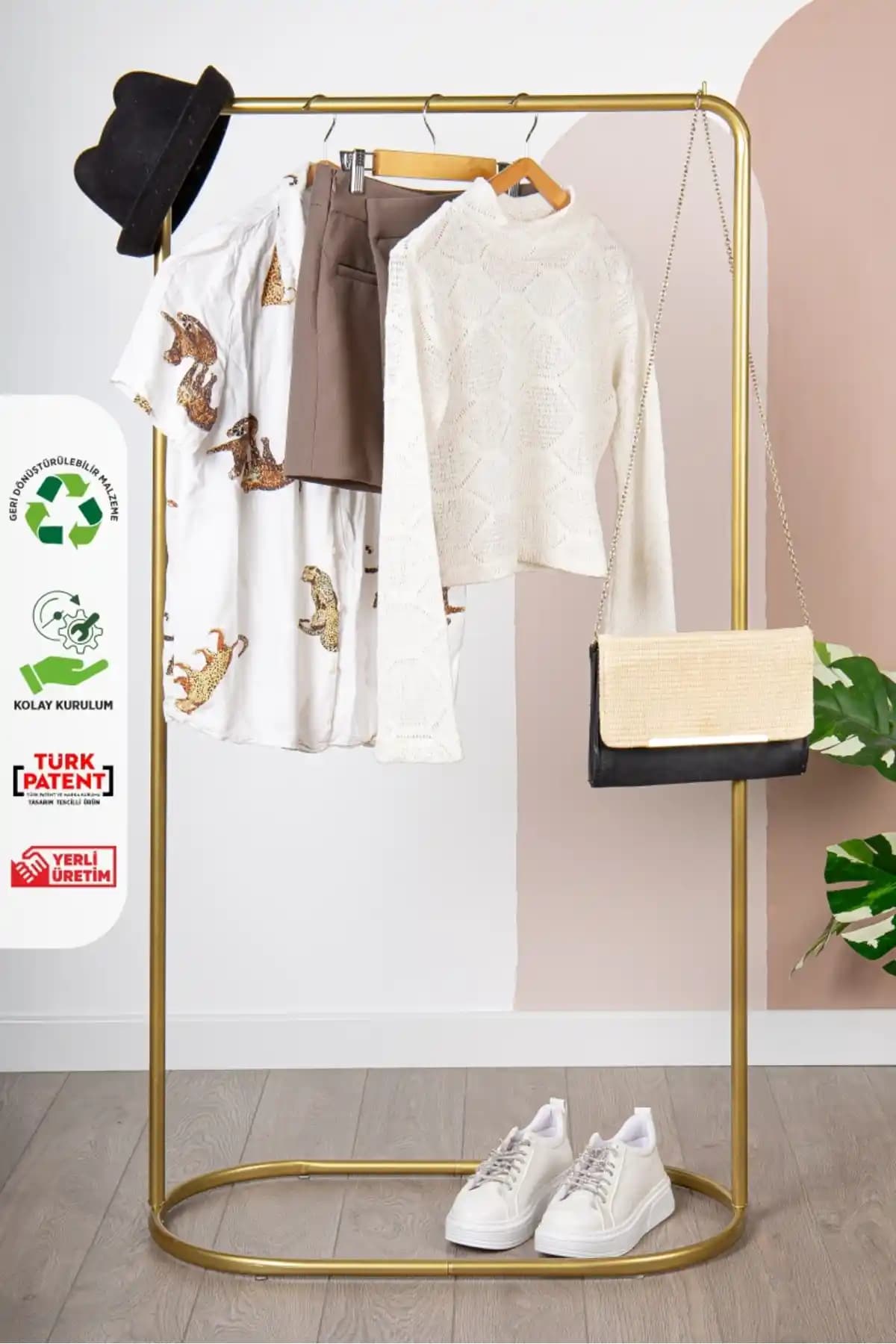 Fec Reklam Zodyak Konfeksiyon Askılığı: Modern ve Dayanıklı Tasarım ile Evinize Şıklık Katar