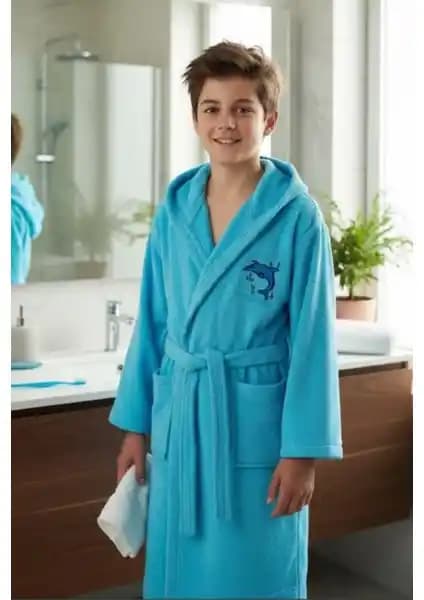 Hera Textile Pamuklu Çocuk Bornozu: Konfor ve Şıklığın Modern Buluşması