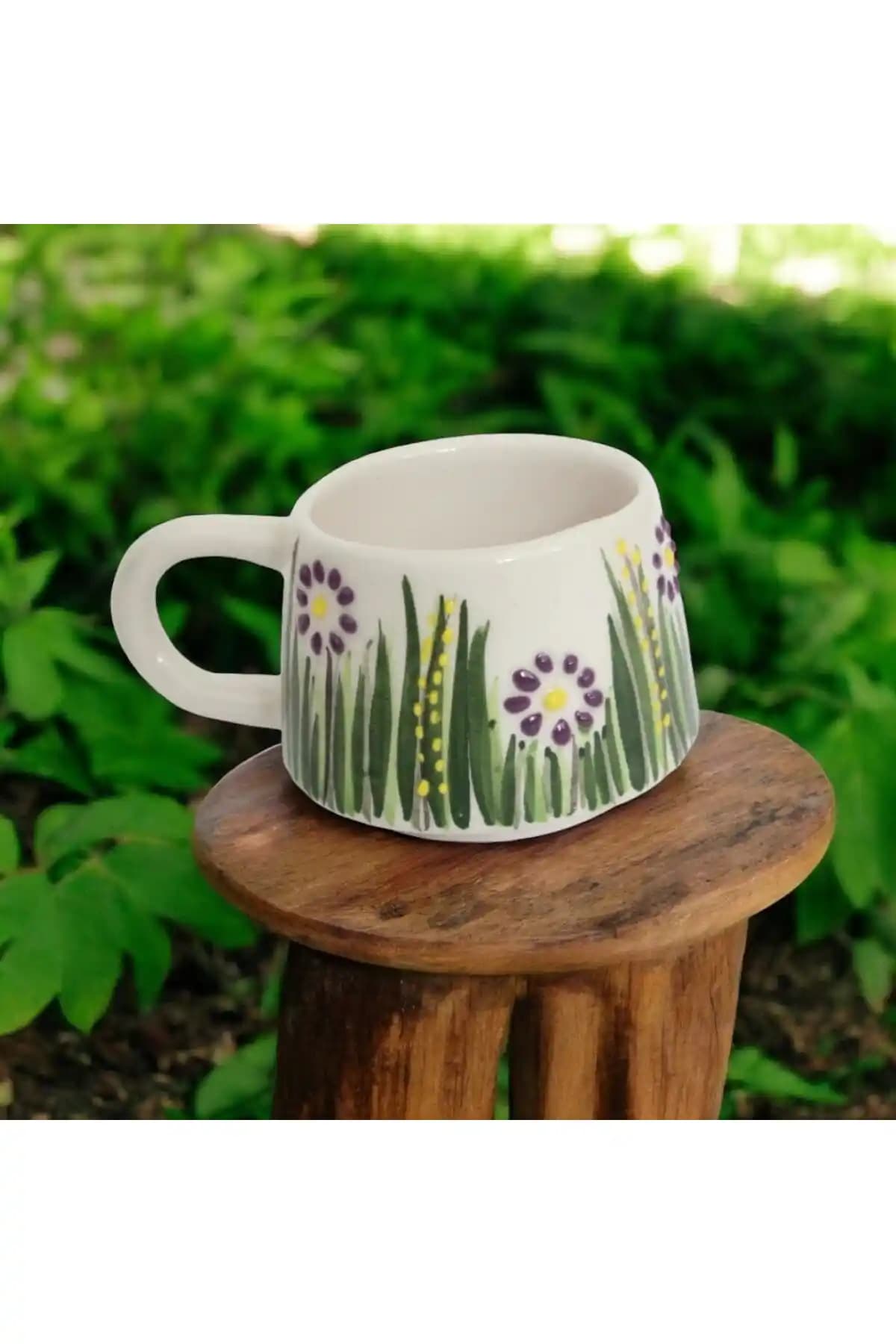 İlbay Çini Mor Papatya Seramik Kahve Fincanı Estetik ve İşlevselliğin Buluşması