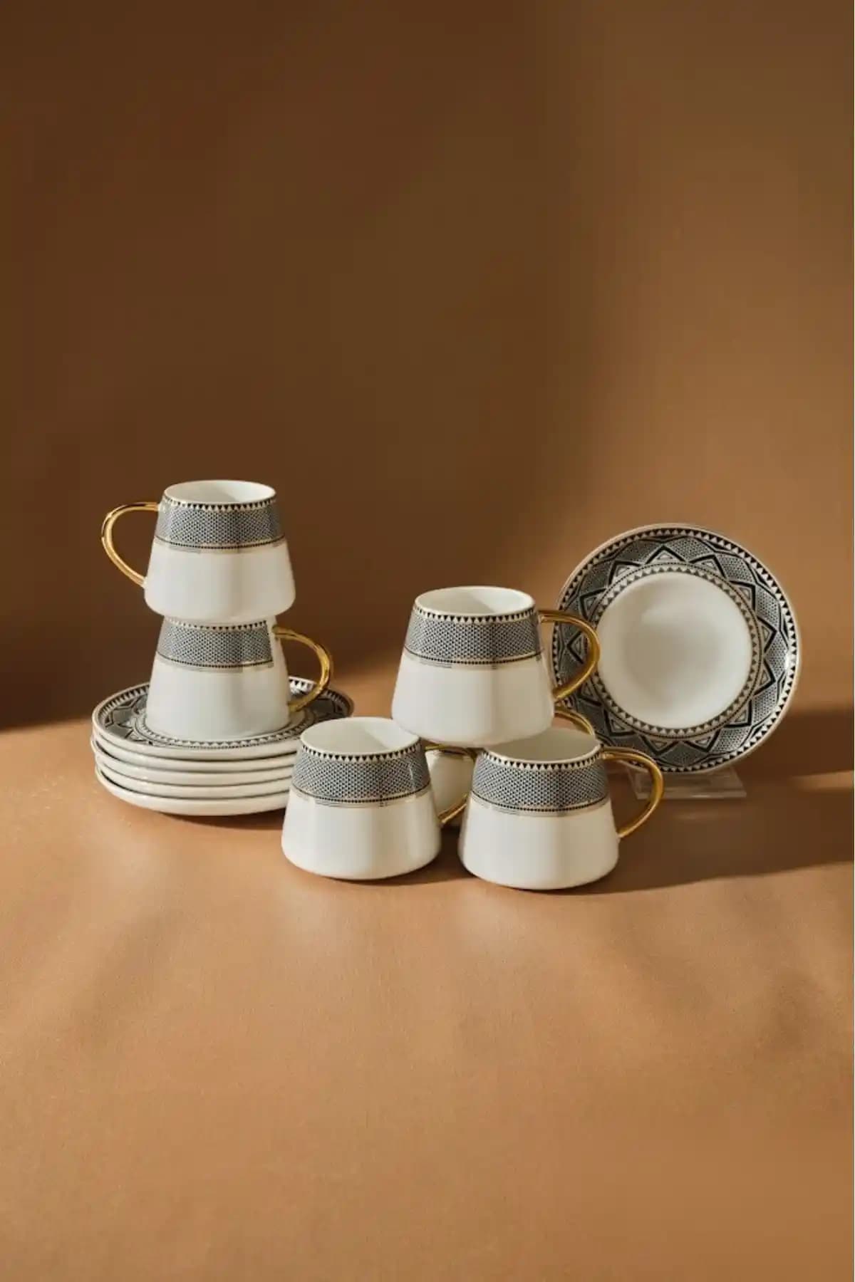 Karaca Globe 6 Kişilik Kahve Fincanı Takımı Modern ve Şık Tasarımıyla Öne Çıkar
