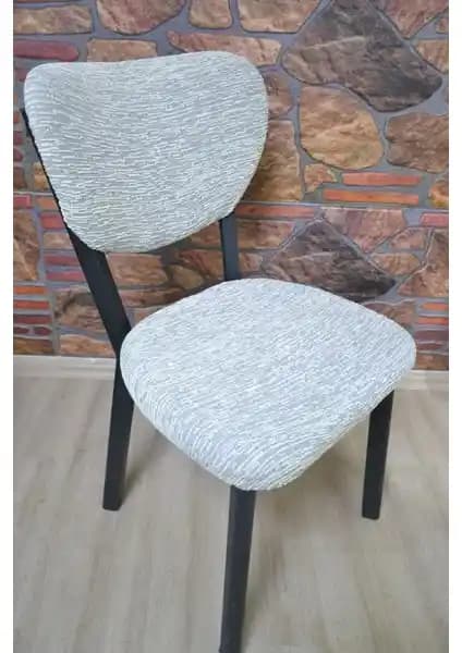 Kılıfteks Elma Sandalye Kılıfı Krem: Şıklık ve Dayanıklılığı Bir Arada Sunar