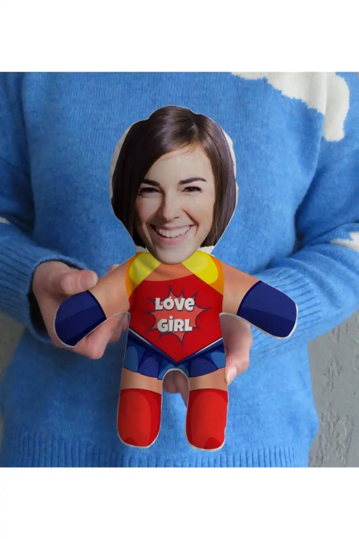 Kişiye Özel Fotoğraflı Süper Kahraman Bebek Yastık Hediye Seçenekleri ve Özellikleri