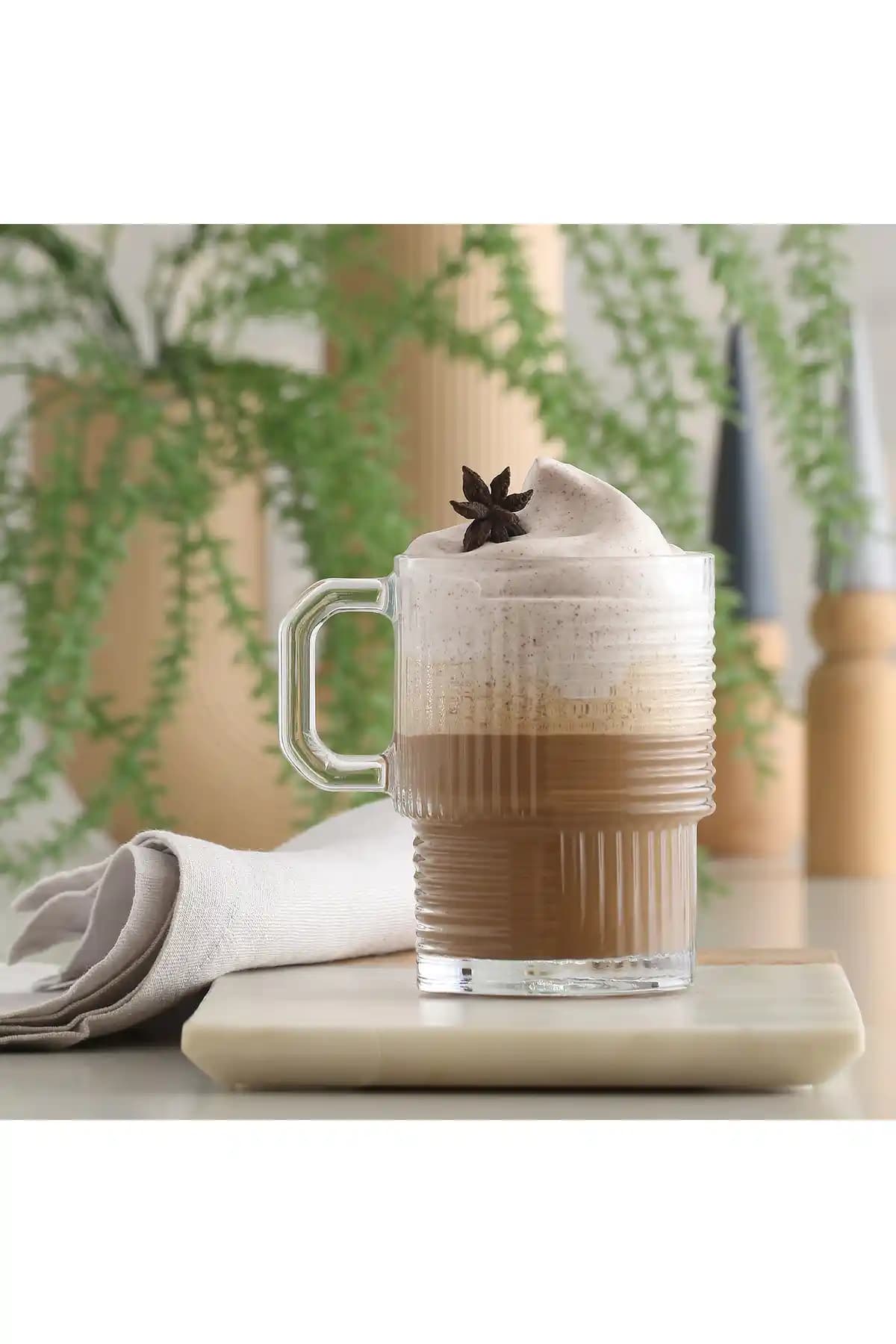 LAV Helen Cam Kupa Seti Modern Tasarım ve Pratik Kullanım Sunar