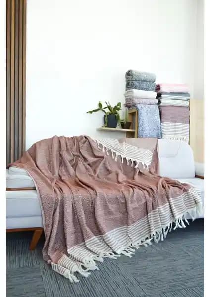 Mutlu Çeyiz Diamond Serisi Pamuklu Kanepe Örtüsü Şık ve Çok Amaçlı Kullanım İçin Uygun