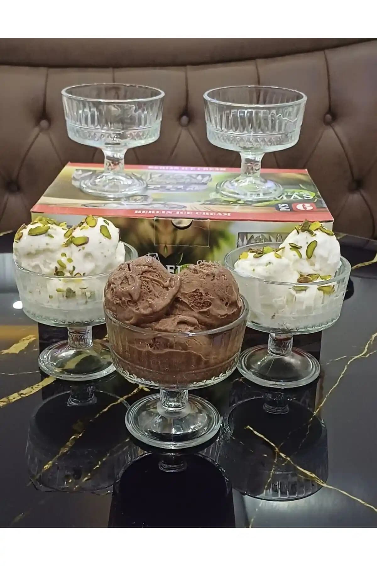 Ortaköy Cenneti 6'lı ayaklı şekerlik ve sunumluk seti estetik ve fonksiyonellik sağlar