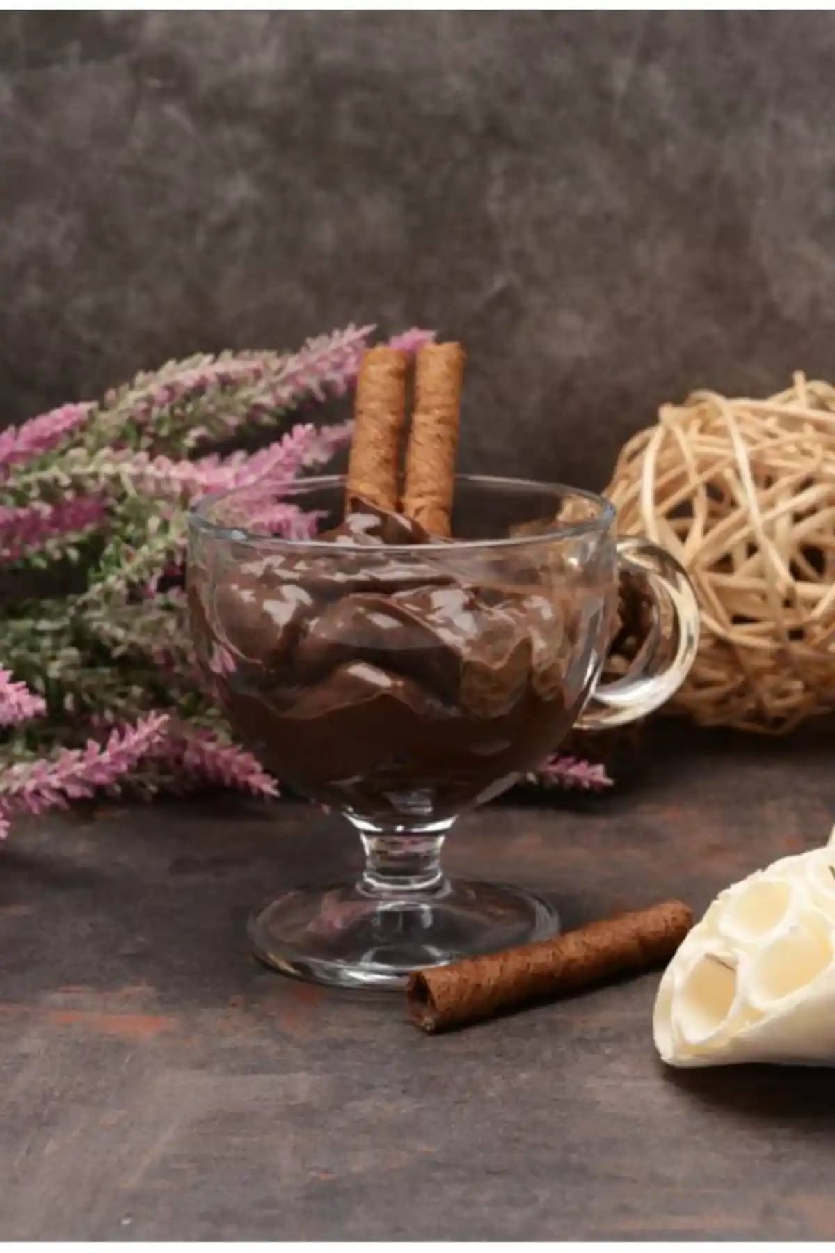 Paşabahçe 55182 Vario Kulplu Dondurma Bardağı: Şık ve Pratik Cam Sunum Ekipmanı