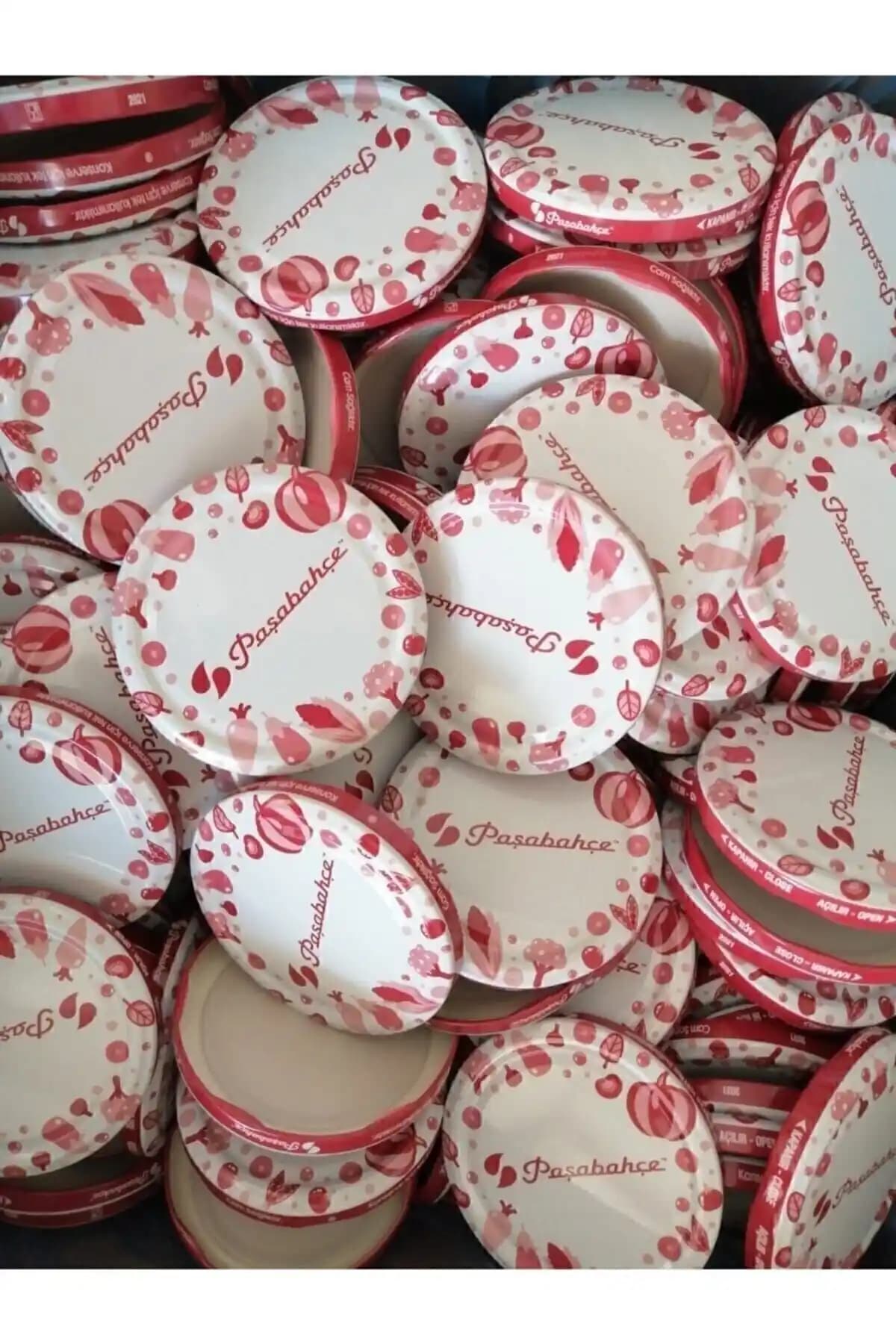 Paşabahçe Karışık Desenli Konserve Kavanoz Kapağı: Şık ve Dayanıklı Mutfak Gereci