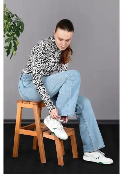 Refilya Masif Ahşap Katlanır Merdiven Tabureleri: Dayanıklı ve Estetik Tasarım Özellikleri